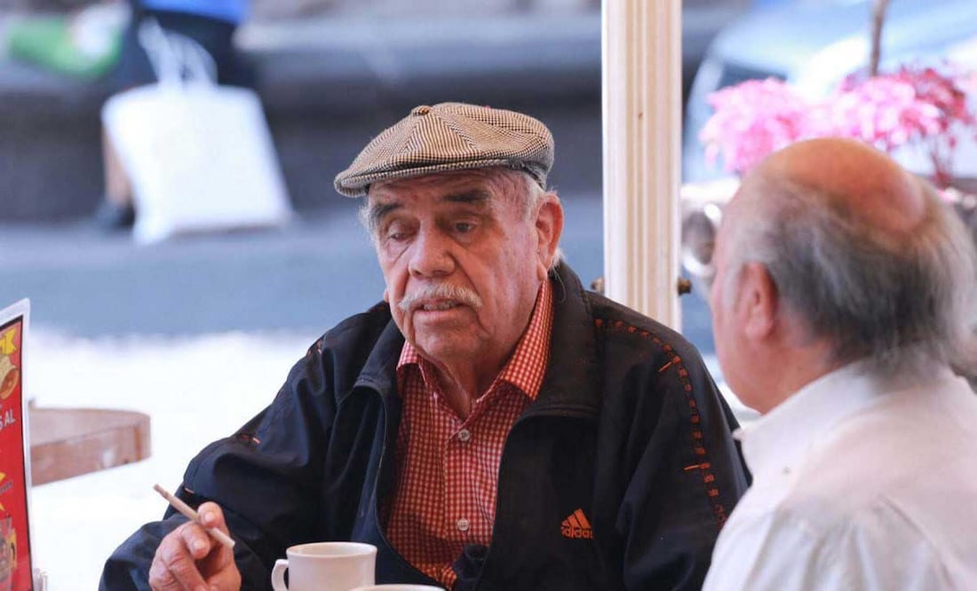 Los adultos mayores pueden demandar a sus hijos o nietos para que se hagan responsables de su cuidado | Foto: Agencia Es Imagen para El Universal Puebla