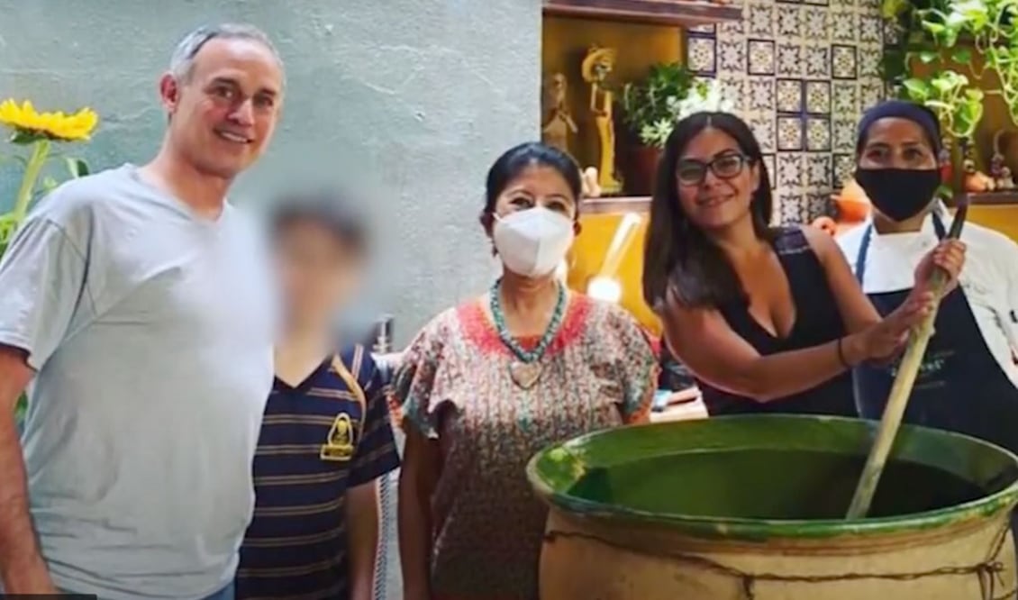 López-Gatell descansa en Oaxaca tras estar con “catarro común” en mañanera de AMLO