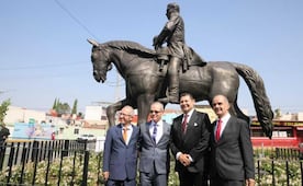 Rehabilita Gobierno del Estado el Arco de Loreto y devela escultura de Ignacio Zaragoza