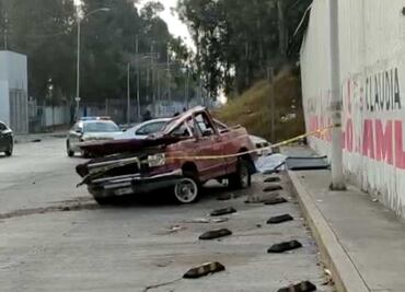 Camioneta cae ocho metros en la Puebla-México; hay un muerto y una lesionada