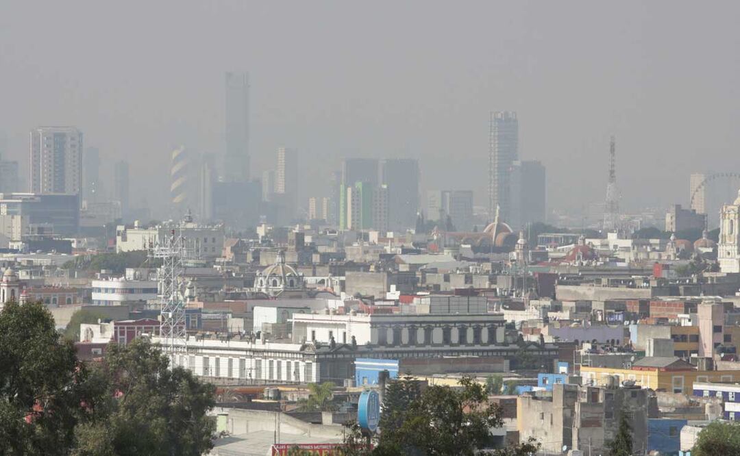 La mala calidad del aire puede provocar resequedad en la garganta y fosas nasales, entre otros problemas de salud | Foto: Agencia Es Imagen para El Universal Puebla