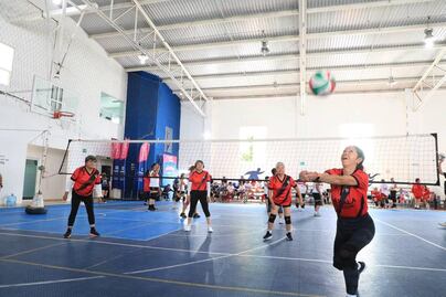 Celebra Ayuntamiento de Puebla torneo de barrios de cachibol