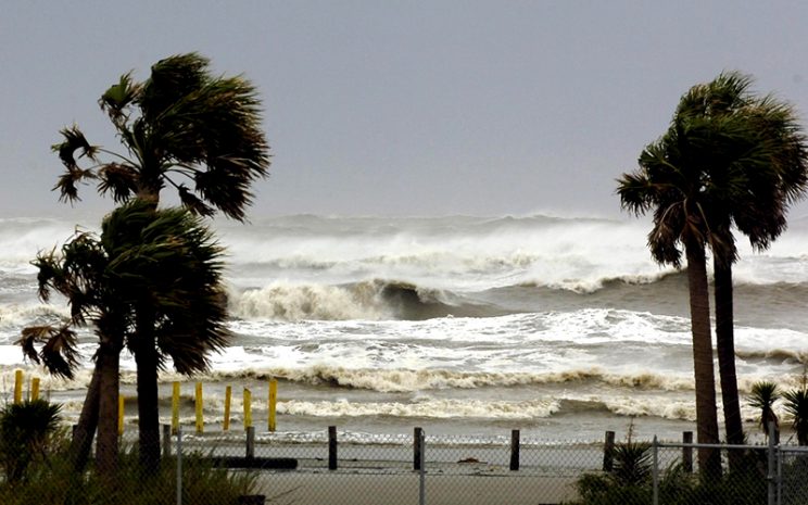 A partir del jueves 22, se espera que evolucione a Huracán de categoría 1, con vientos superiores a 120 km/h. 

Foto: Producción El Universal Puebla