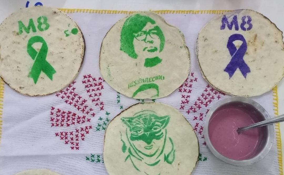 Taquería poblana conmemora el Día de la Mujer con tortillas con los rostros de tres activistas | Foto: Especial