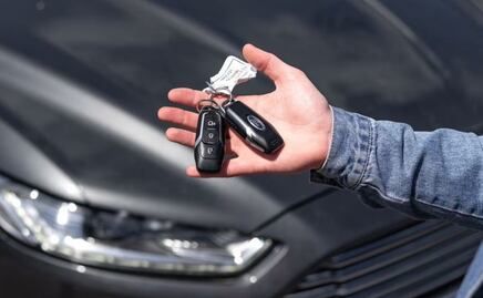 ¿Por qué debes envolver las llaves del auto en papel aluminio?