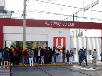Estudiantes de la UPAEP protestan para exigir mayor seguridad