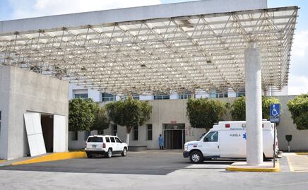Otra vez en Puebla, mujer da a luz afuera de un hospital público
