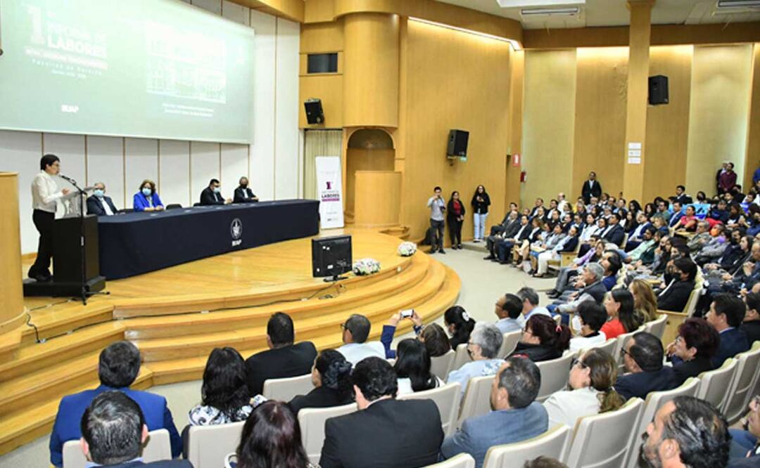 La Rectora Lilia Cedillo agradeció a los estudiantes por su entusiasmo | Foto: BUAP