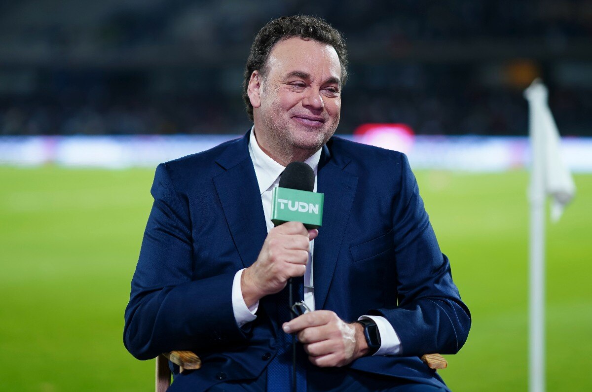 Citando "fuentes", el controvertido periodista de TUDN, David Faitelson, mencionó la posibilidad de que La Franja deje el Estadio Cuautémoc y se traslade al Puerto de Veracruz. 

Foto: Producción El Universal Puebla