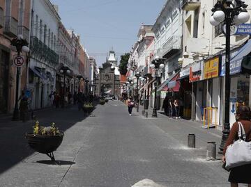 Analiza Ayuntamiento de Puebla hacer peatonal la 6 Oriente