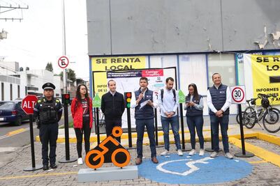 Eduardo Rivera entrega 15 kilómetros de ciclovías en Puebla