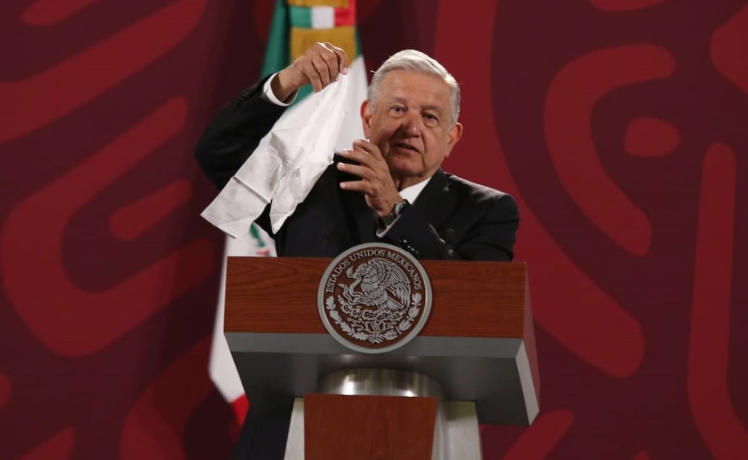 "Tengo más fortaleza que antes, estoy entero, estoy bateando arriba de 300", dice AMLO