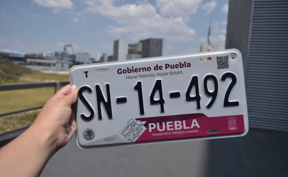 Qué autos están exentos del reemplacamiento en Puebla 2025