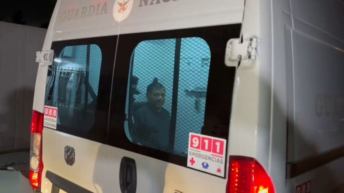 Esta madrugada arribó Mario Marín a su casa en Puebla | EsImagen