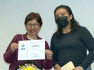 BUAP resalta la importancia de la microbiología