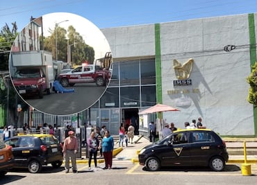Hombre muere esperando ser atendido afuera del IMSS Amalucan