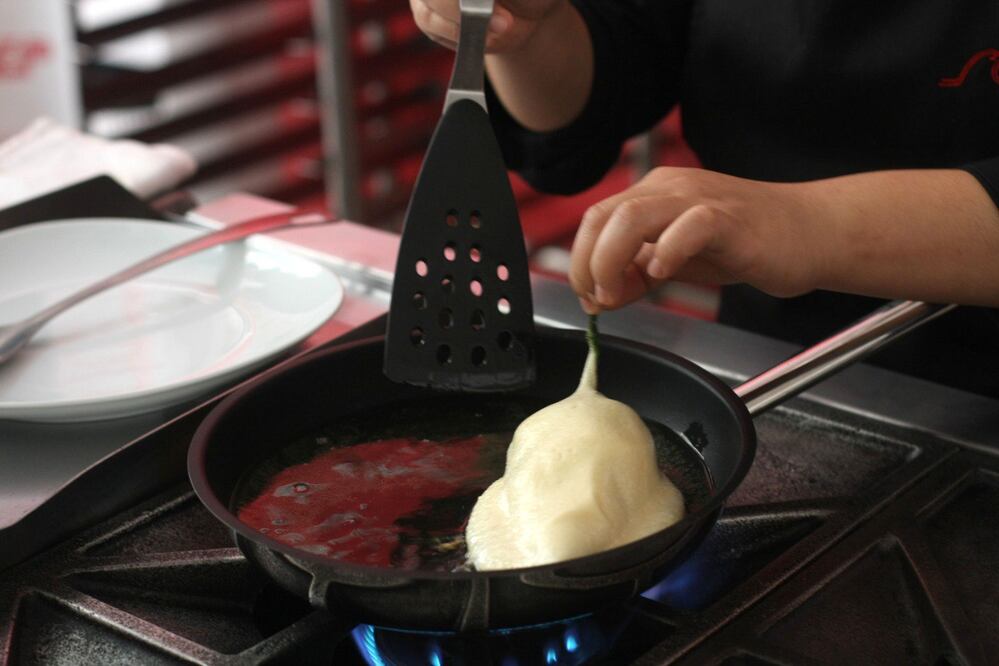 El salario de un chef en Puebla depende de varios factores | Foto: EsImagen