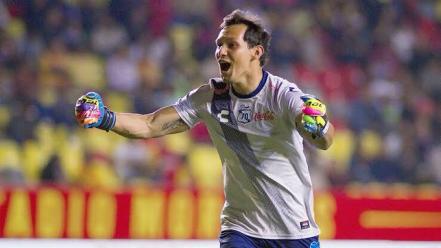 Luis García y 10 futbolistas más que jugaron en Puebla y Chivas
