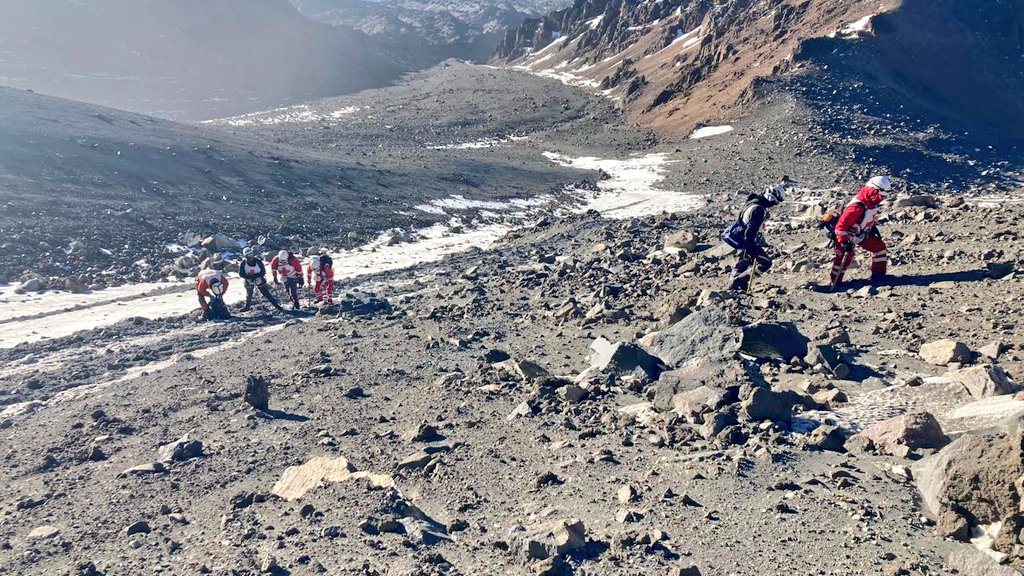 Cruz Roja y rescatistas reanudaron labores de búsqueda en el Pico de Orizaba | Foto: X Cruz Roja Puebla-Estatal