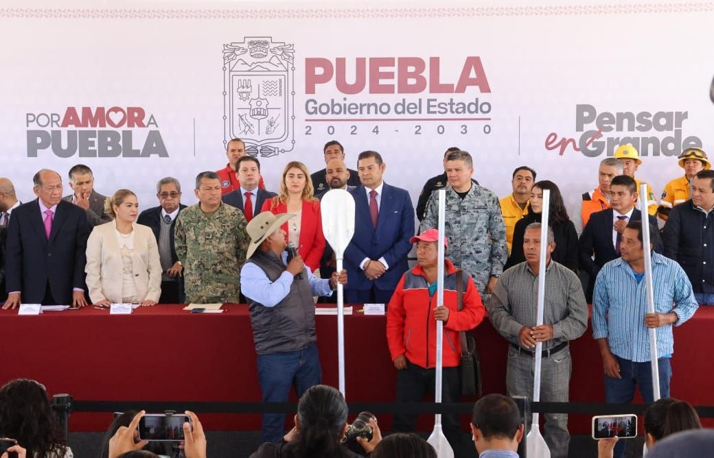 El gobernador Alejandro Armenta puntualizó que en 220 días de su administración se creó la Guardia Forestal y se registró un 68% menos de afectación a bosques | Foto: Gobierno del Estado.