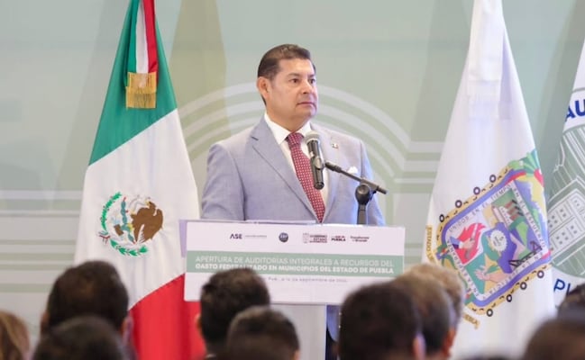 Armenta pide a municipios asumir su responsabilidad en el manejo de los recursos