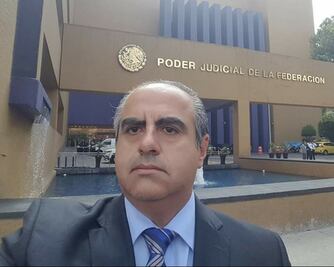 Rubén Becerra, poblano finalista para ser consejero del INE