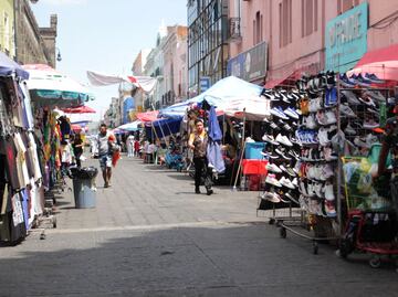 Deja Claudia Rivera 5 mil ambulantes en el Centro Histórico de Puebla