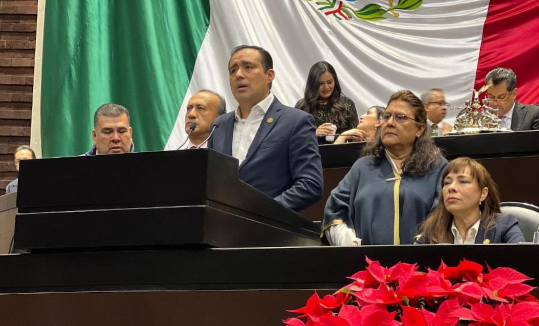 Eduardo Castillo López presentó la iniciativa para otorgar trabajo a jóvenes / Foto: Especial