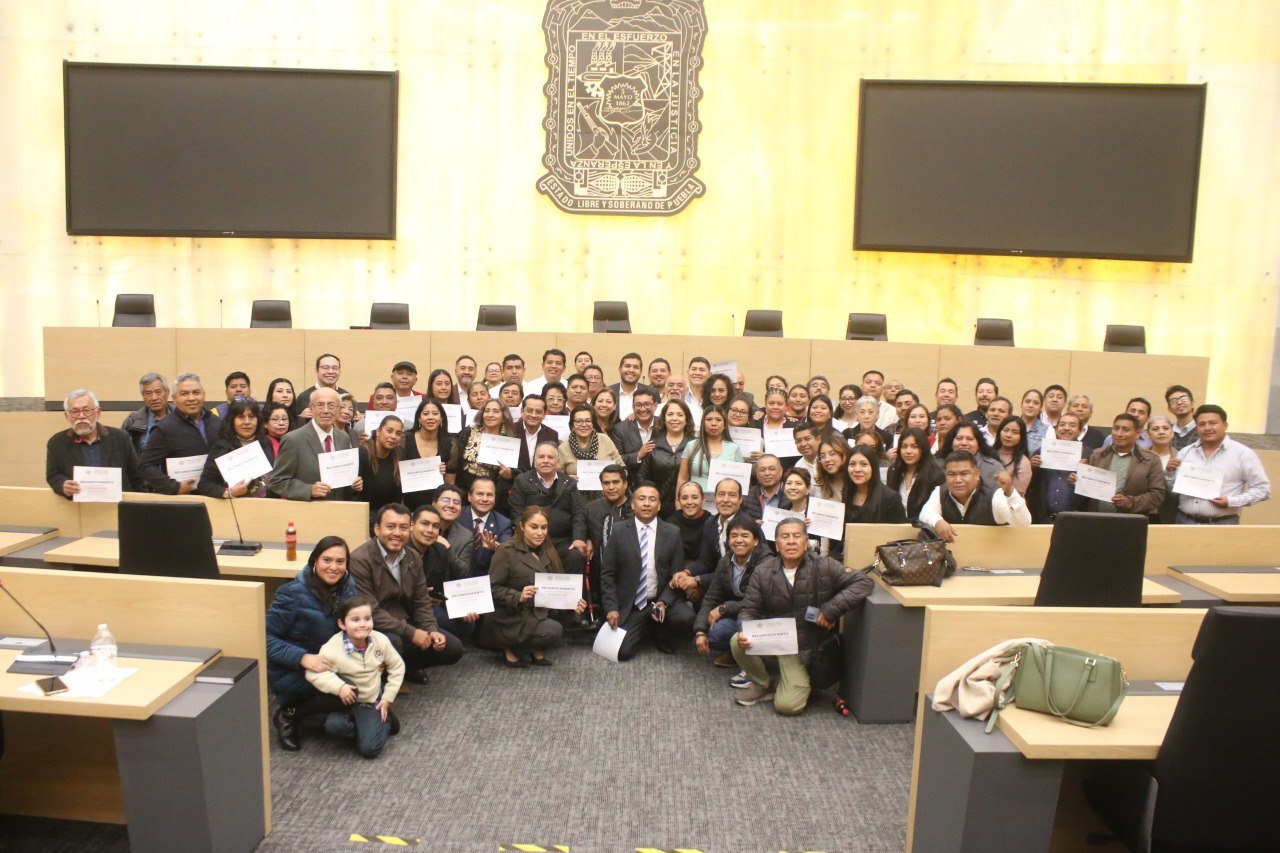 Se han caracterizado por su labor social e impulso del bienestar en Puebla.  FOTO: Congreso del Estado de Puebla