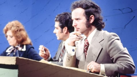 Así lucía José Ramón Fernández hace 50 años, cuando inició su carrera periodística