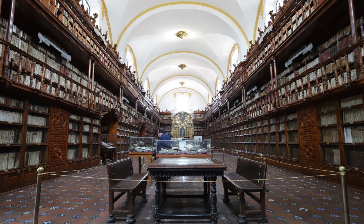 Conoce las bibliotecas más bonitas de Puebla