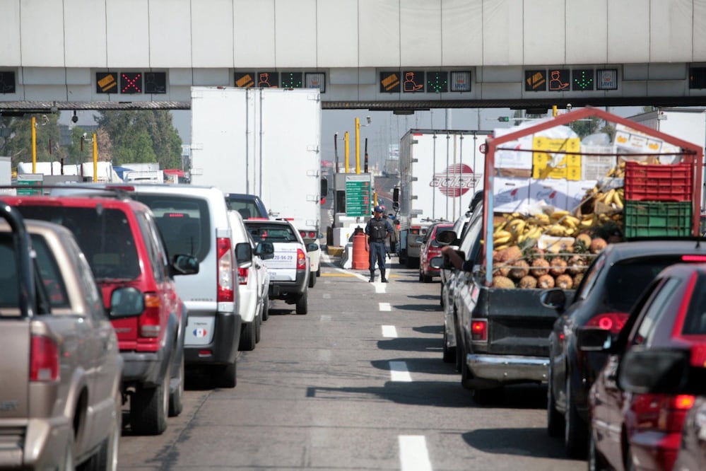 Las casetas en las autopistas se saturan en vacaciones | Foto: EsImagen
