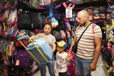 Por inicio del ciclo escolar 2023-2024, bendicen mochilas en Puebla