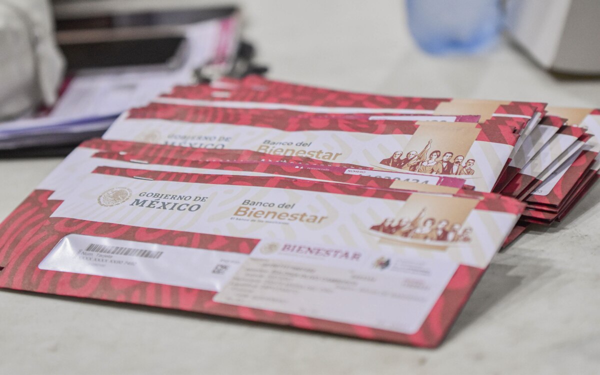 Las personas adultas mayores registradas en el programa de la Secretaría del Bienestar recibirán 6 mil pesos correspondientes al bimestre de julio y agosto.

Foto: Producción El Universal Puebla