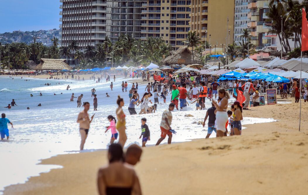 Los días feriados o festivos están destinados a que los trabajadores celebren libremente las festividades cívicas o religiosas correspondientes a esas fechas.
Foto: Producción El Universal Puebla
