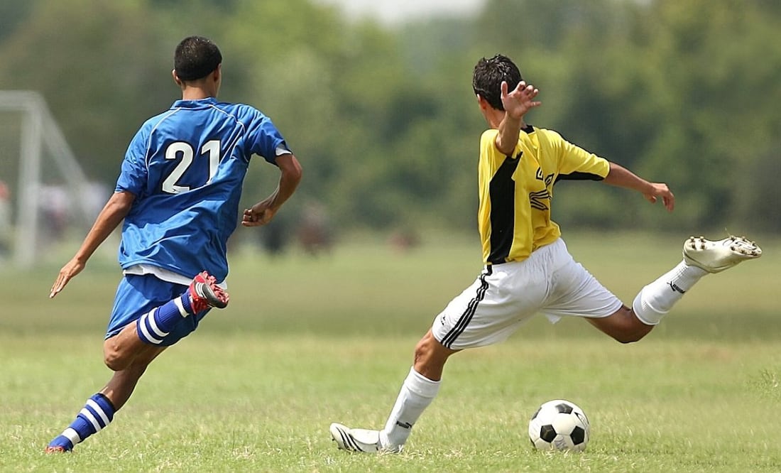 Las escuelas de fútbol han jugado un papel fundamental en la vida de los futbolistas profesionales y en Puebla hay varias | IMAGEN: Pixabay