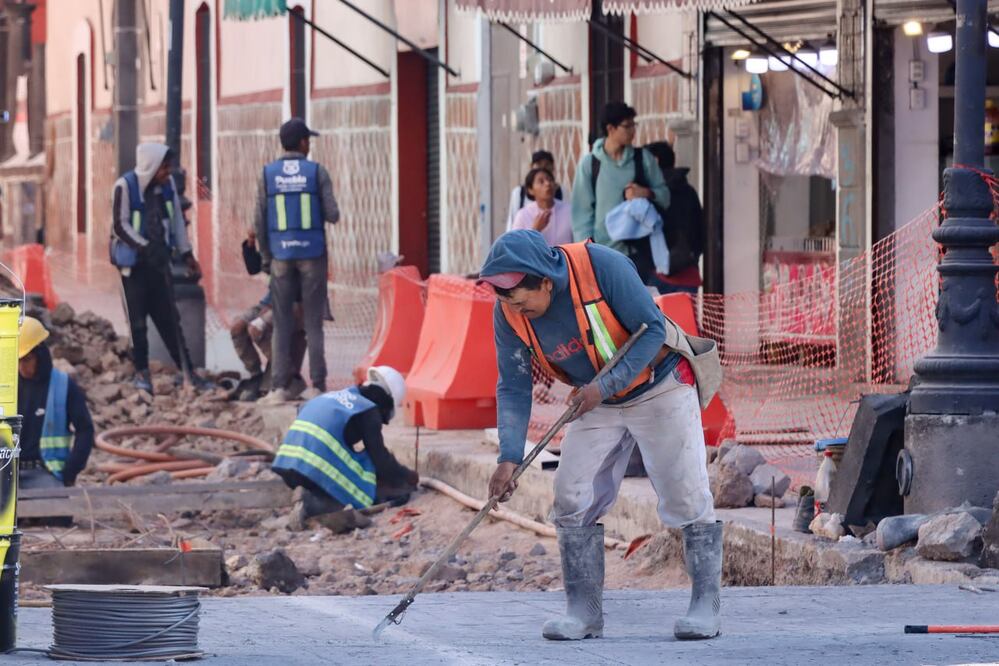 La Secretaría de Infraestructura indicó que hay un retraso en las obras del Centro Histórico de Puebla | Foto: Agencia Es Imagen para El Universal Puebla