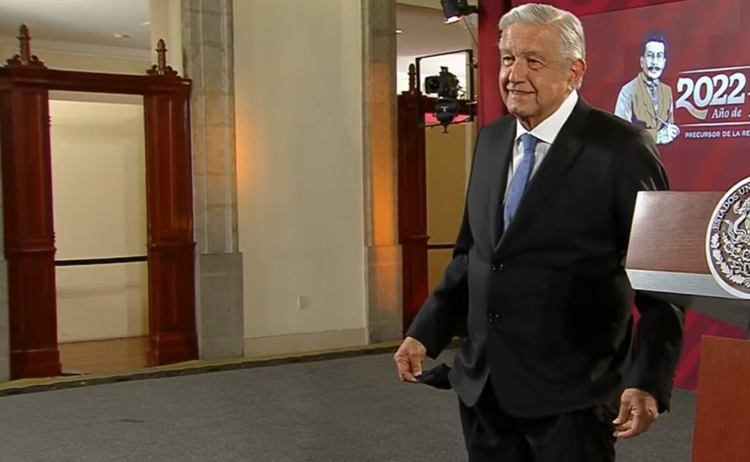 López Obrador contó que ya le entregaron su "credencial de adulto mayor". Foto: Captura de pantalla