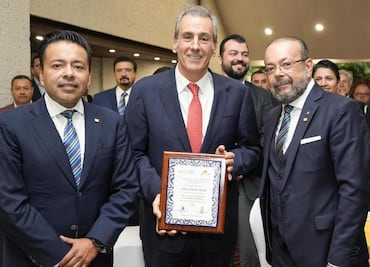 Acude Pepe Chedraui a reunión del Club Rotario Puebla Industrial