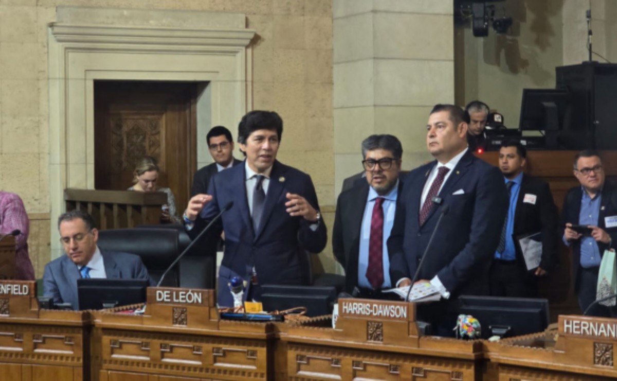 Alejandro Armenta hará gira de trabajo en Estados Unidos para apoyar a migrantes