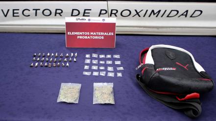 Por consumir en la vía pública, capturan a narcovendedor