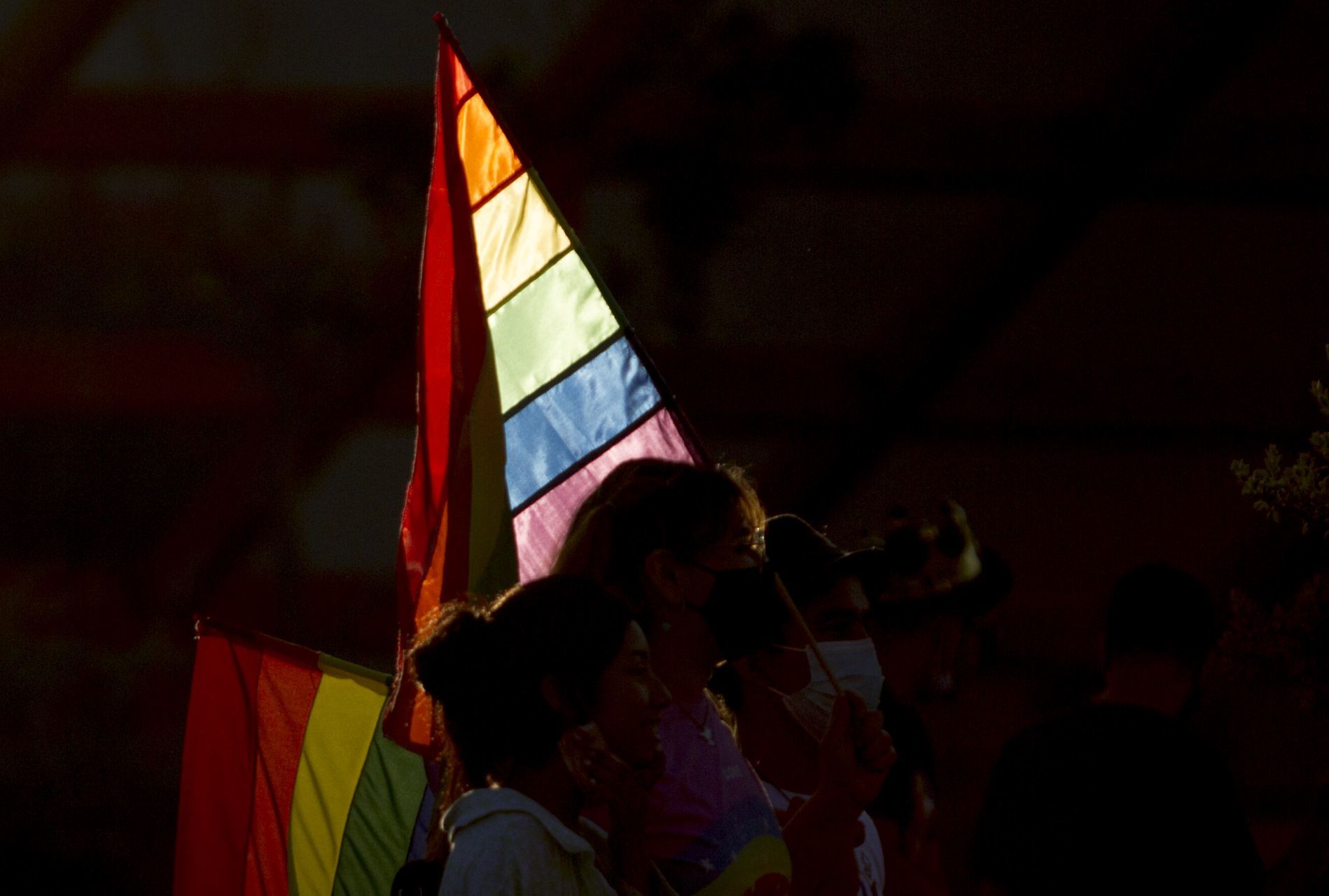 Contingente poblano viaja a Marcha del Orgullo en CDMX y culminará con visita a antros