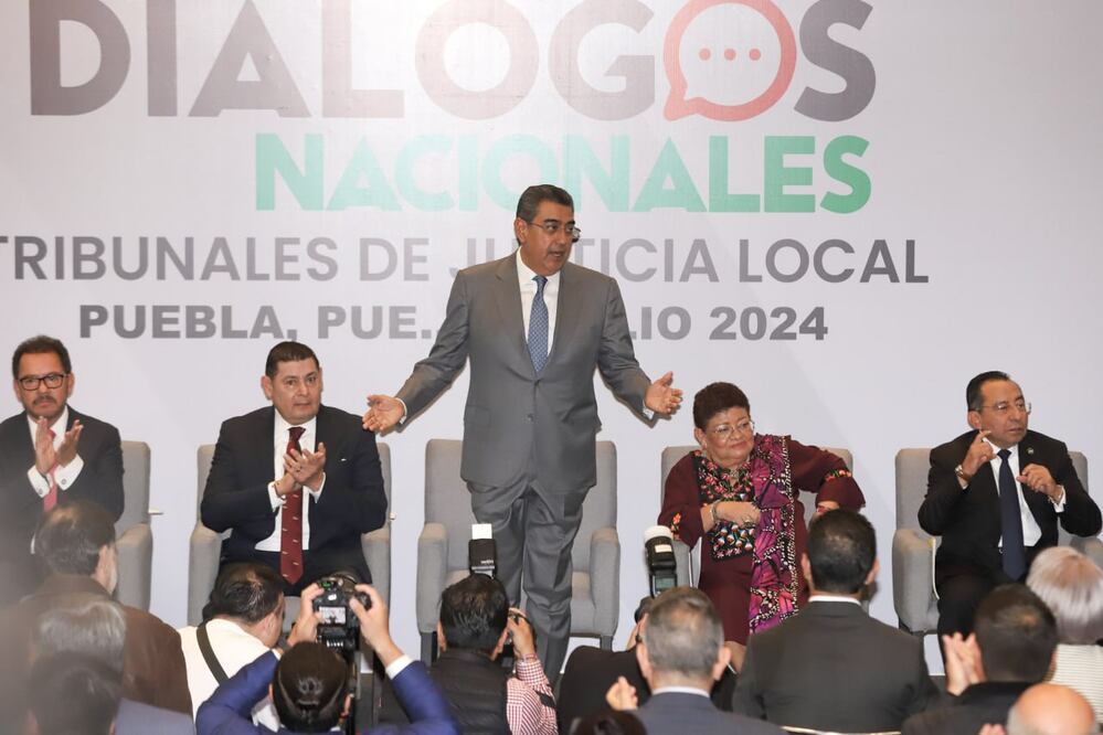 En Puebla se llevo a cabo el encuentro Diálogos Nacionales | Foto: EsImagen