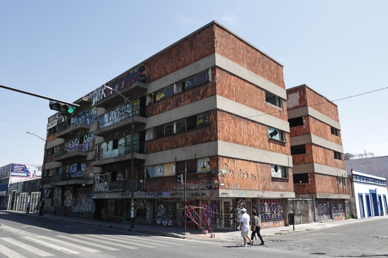 Foto: EsImagen / Edificio de la 7 Poniente