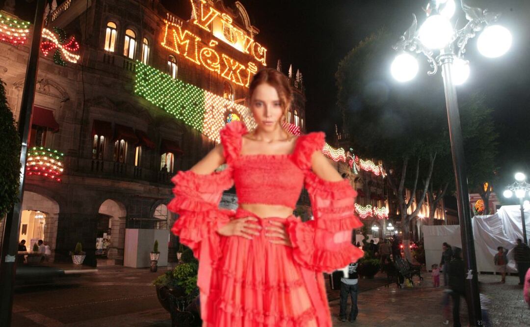 Majo Aguilar  en Puebla, el 15 de septiembre / Foto: EsImagen / Facebook Majo Aguilar