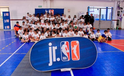 Realiza Gobierno de Pepe Chedraui Clínica de Básquetbol con Jr. NBA en Puebla
