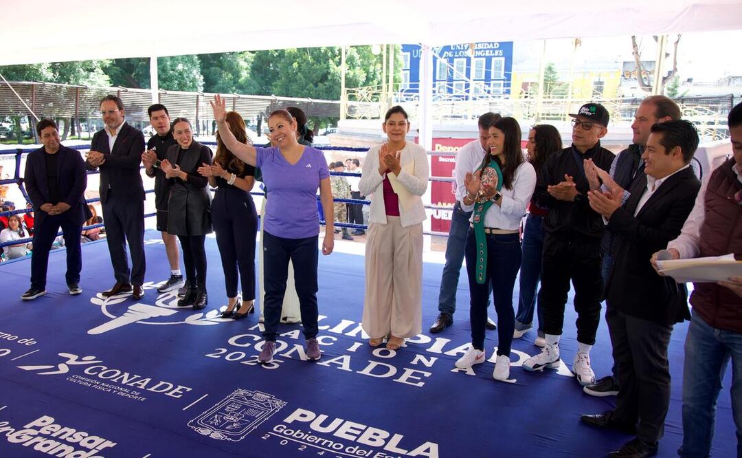 García Chávez reiteró su compromiso para trabajar por el derecho a vivir bien | Foto: Congreso del Estado