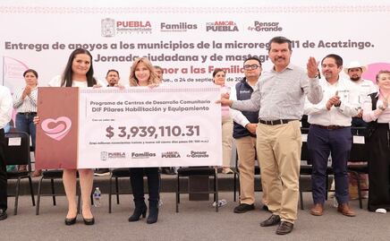 Entrega SEDIF apoyos por 9.6 millones de pesos en microrregión de Acatzingo