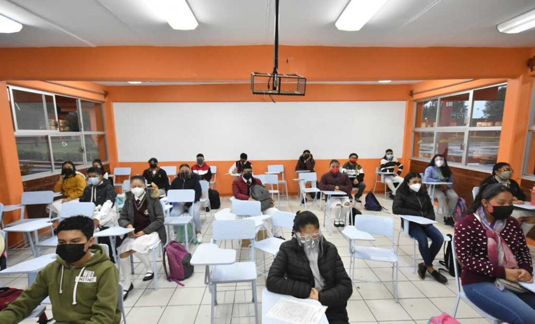 Se suspenderán clases en Puebla por megapuente | Foto: Agencia Es Imagen para El Universal Puebla