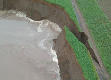 Socavón de Puebla imparable, se desprende una franja